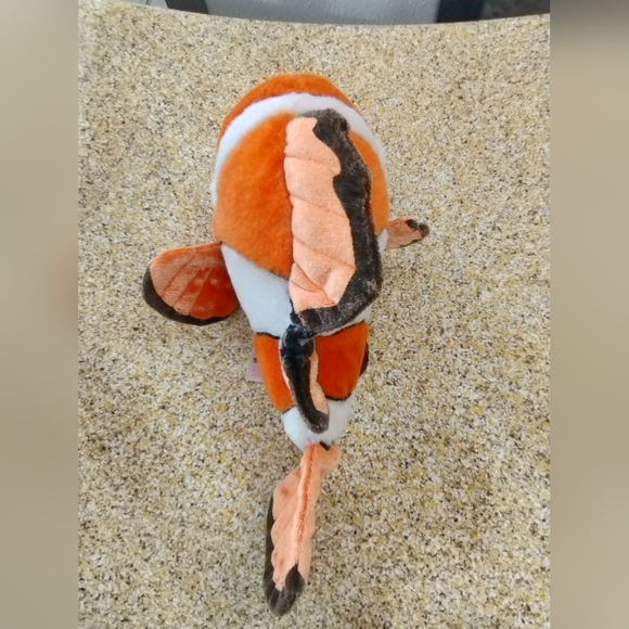 ✓Disney Parks Disney/Pixar Finding Nemo Clown Fish Plush - Picture 5 of 10